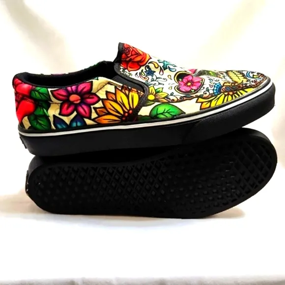 Groove Bags &amp; Customkicks Sugar Skull Multicolored Slip-on shoes (Unisex 7M, 9W)