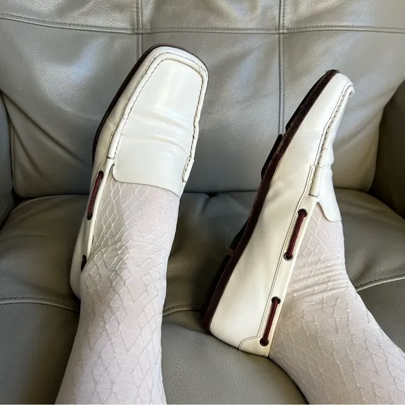 Gucci Leather Loafers Sz 7 B White Square Toe