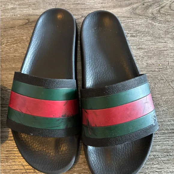 Gucci slides shoes flip flop lot 9.5 or size 10 used but clean!