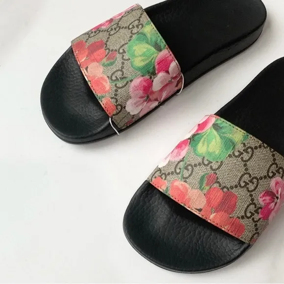 Gucci Women's Floral Slide Sandals - Black and Multicolor