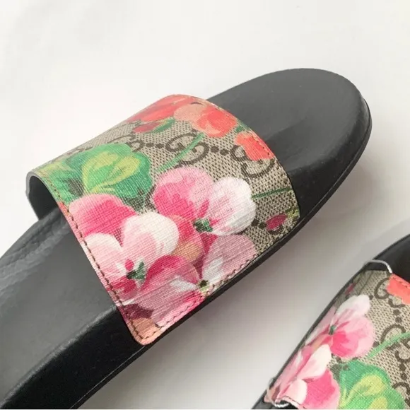 Gucci Women's Floral Slide Sandals - Black and Multicolor