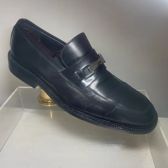GUCCI,black loafers mens’ leather sz 43 US 9.5 made in italy