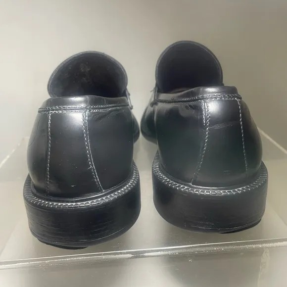 GUCCI,black loafers mens’ leather sz 43 US 9.5 made in italy