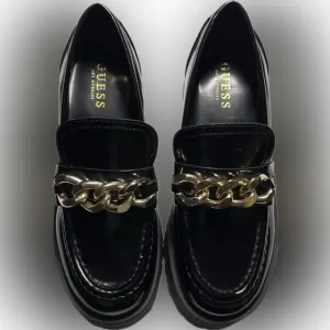 Guess Womens Hillford Chunky Black Patent Leather Gold chain Loafers Sz 7.5