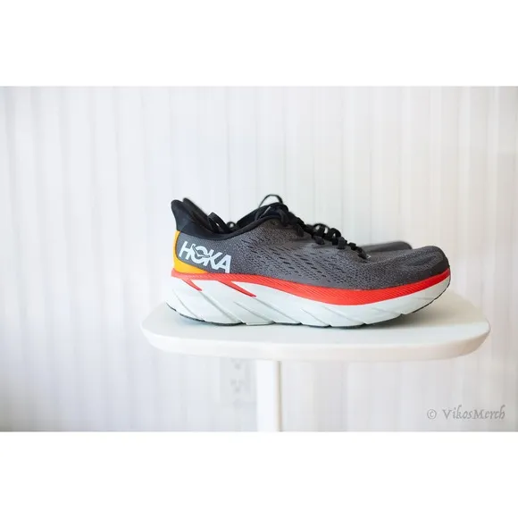 Hoka Clifton 8 Sneakers Size 7 Mens NEW
