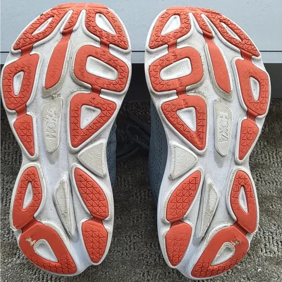 HOKA M Bondi Wide Width Running Sneakers
