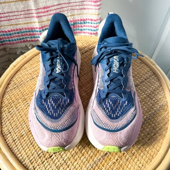 Hoka One One Skyflow Midnight Pink Twilight Road Running Sneakers Women’s 11