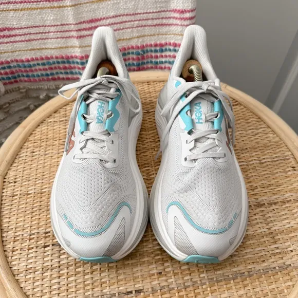 Hoka One One Skyward X Cosmic Grey Rose Gold Road Running Sneakers Women’s 8