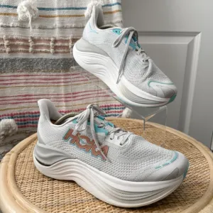 Hoka One One Skyward X Cosmic Grey Rose Gold Road Running Sneakers Women’s 8