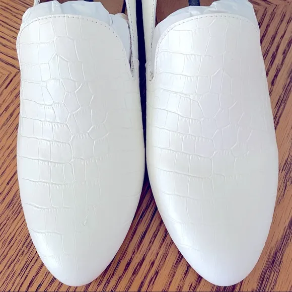 🎉HP🎉 Jack Rogers Audrey Leather Croc Loafers - White