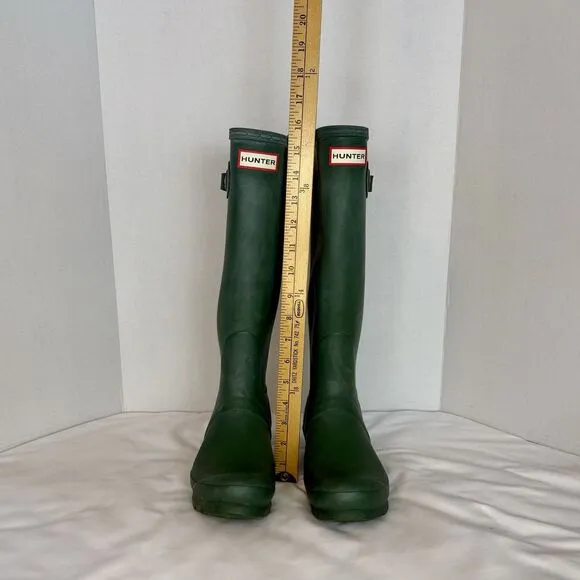 Hunter Women's Size 7 Classic Tall Rain Boots Green Adjustable Straps Waterproof
