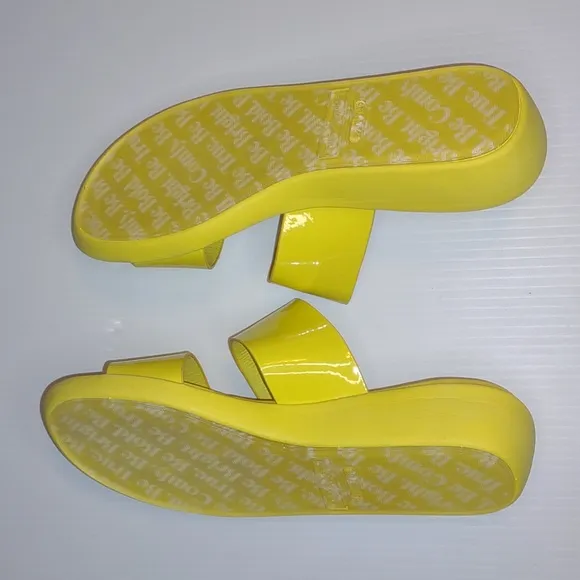 🐾HUSH PUPPIES Brite Jells Wedge Slides in Sun Yellow