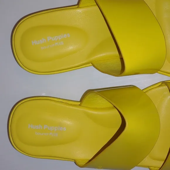 🐾HUSH PUPPIES Brite Jells Wedge Slides in Sun Yellow