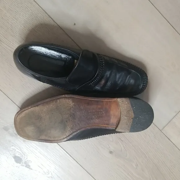 Idlers by Florsheim mens black leather Vintage loafers sz 101/2