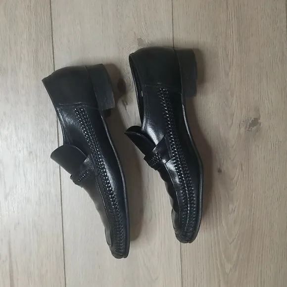Idlers by Florsheim mens black leather Vintage loafers sz 101/2