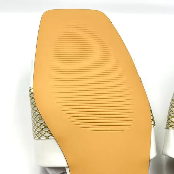 Intentionally Blank Womens Size 10 Monday White Daisy Mules Slides Sandals Shoes