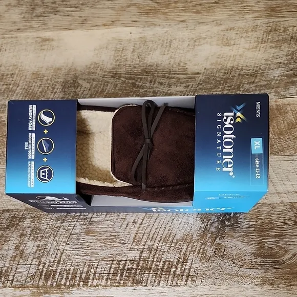 Isotoner Cream and Brown Loafers Slip-Ons