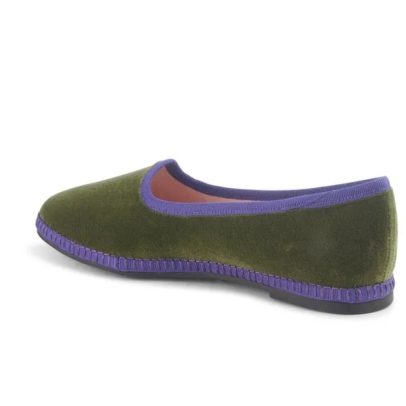 Italeau Italian Handmade Velvet Flats, Olive Green, Size 39 (US 8.5)