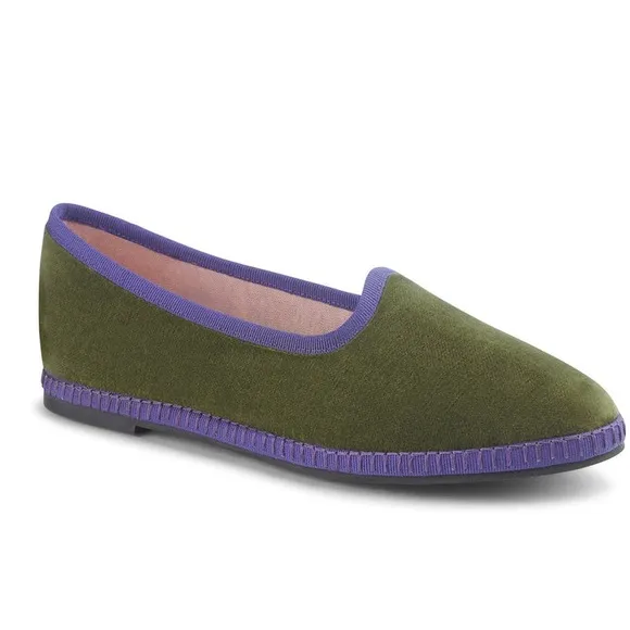Italeau Italian Handmade Velvet Flats, Olive Green, Size 39 (US 8.5)