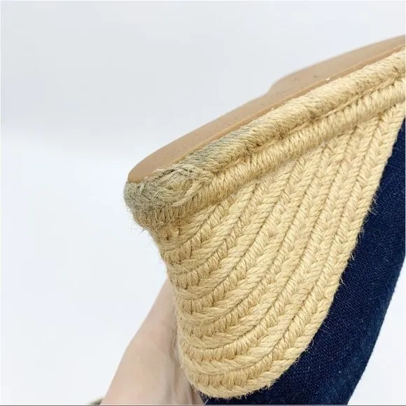 Jack Rogers Palmer Blue Closed Cap Toe Fabric/Leather Wedge Espadrilles Sz 5