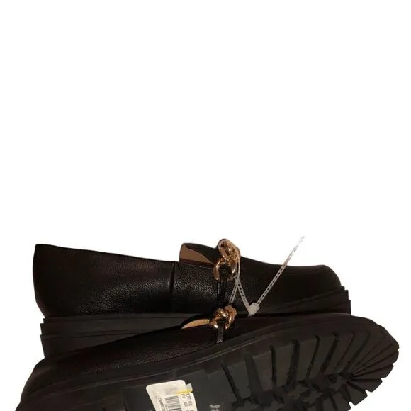 JESSICA SIMPSON Size: 9 1/2 Women’s Black Leather Loafers Gold Metallic Chain …