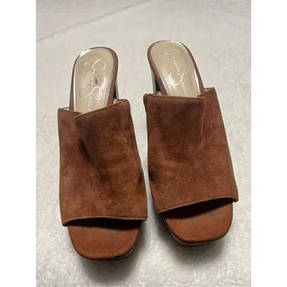 Jessica Simpson sexy platform slides