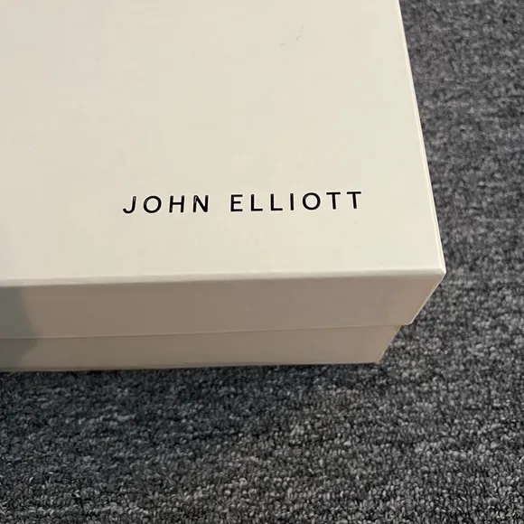 JOHN ELLIOTT Moon Grey Haze Low-Top Seude Slip-On Sneakers 41 NIB 9.5 10