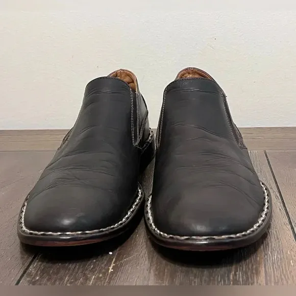 John Varvatos Brown Leather Loafers Mens size 9