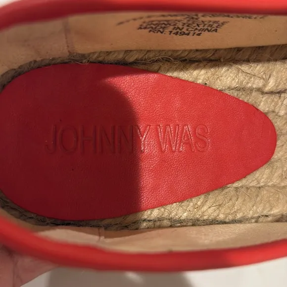 Johnny Was Andra espadrilles embroidered Floral hummingbirds women’s size 7