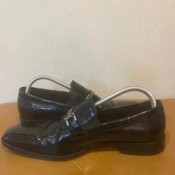 Johnston &amp; Murphy Black Leather Loafers Dress Shoes Silver Buckle Size 10.5