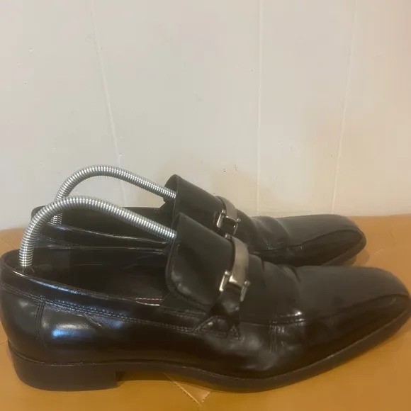 Johnston &amp; Murphy Black Leather Loafers Dress Shoes Silver Buckle Size 10.5