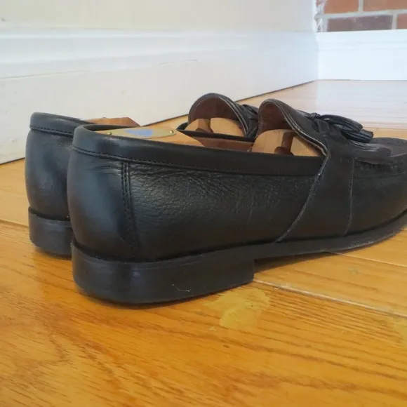 Johnston &amp; Murphy Mens Black Leather Tassel Loafer