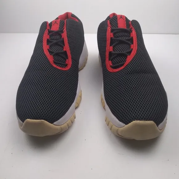 Jordan Future Black / Red size 13 low cut  Sneakers 718948-001.