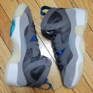 Jordan Gray and Blue Sneakers Modern Silhouette