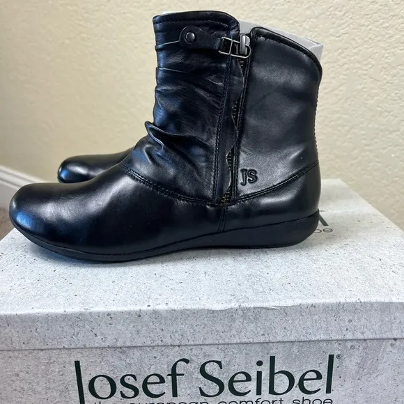Josef Seibel genuine leather ankle boots black color size EU 36 size US 5 5.5