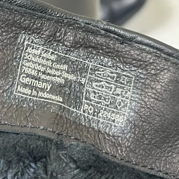 Josef Seibel genuine leather ankle boots black color size EU 36 size US 5 5.5