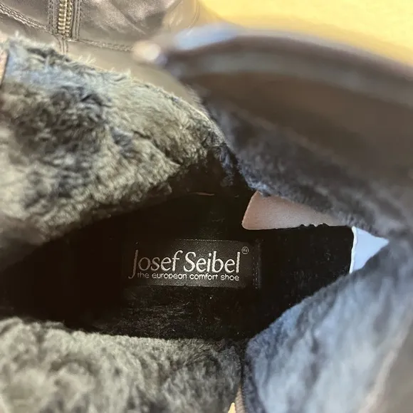 Josef Seibel genuine leather ankle boots black color size EU 36 size US 5 5.5