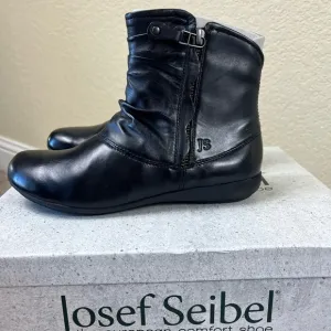 Josef Seibel genuine leather ankle boots black color size EU 36 size US 5 5.5