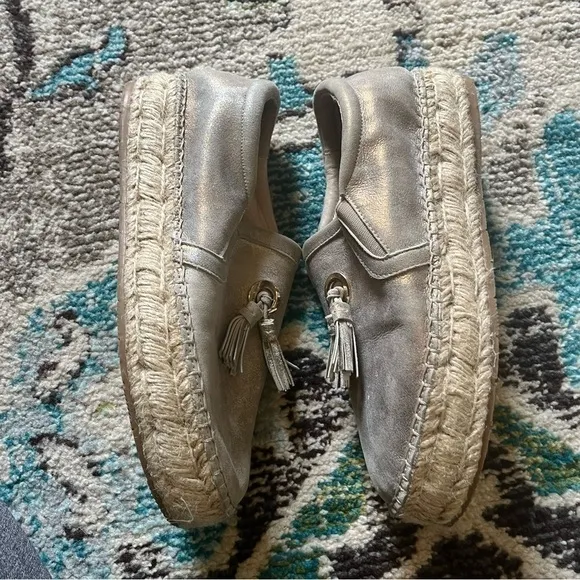 J/Slides cream leather espadrilles wicker coastal slide on shoes with a tassel