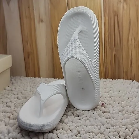 J/SLIDES EVA SQUISH SANDALS WHITE LADIES SLIDES SIZE 8 NIB