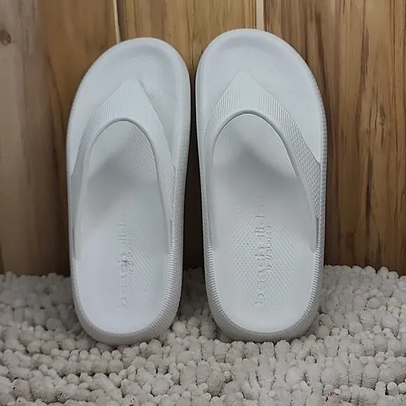 J/SLIDES EVA SQUISH SANDALS WHITE LADIES SLIDES SIZE 8 NIB