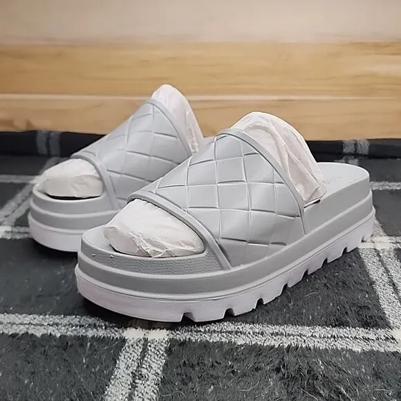 J/SLIDES QUILTED GREY PLATFORM SANDALS WOMEN'S SIZE 8 SO CUTE NWB