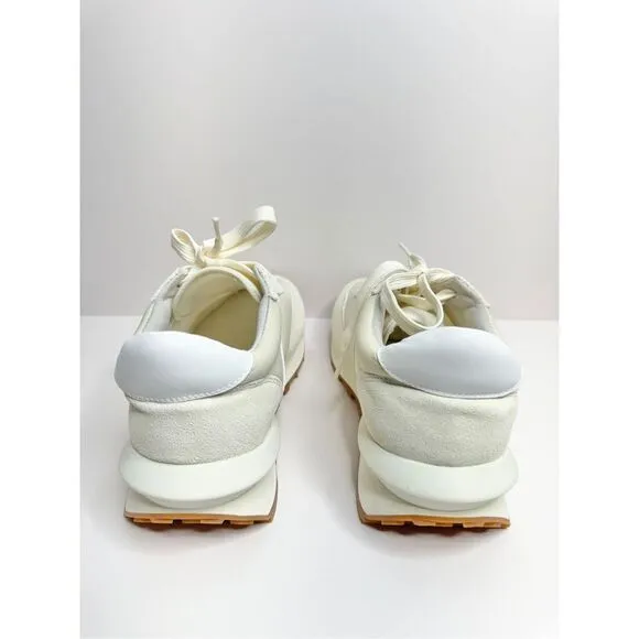 J/Slides Sneakers Size 7 Cream Leather Lifestyle Athletic and Training Shoes NEW