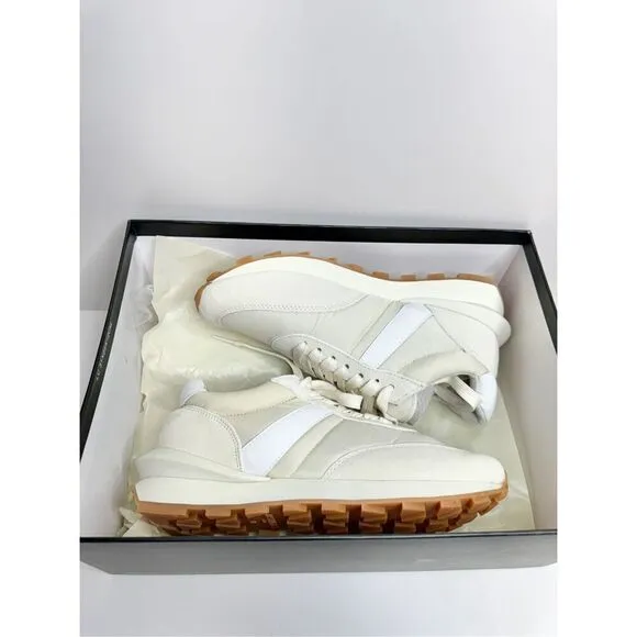 J/Slides Sneakers Size 7 Cream Leather Lifestyle Athletic and Training Shoes NEW