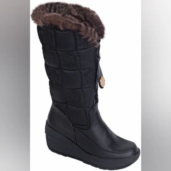 Juicy Couture Quilted Fur Lined Wedge Winter Snow Boots