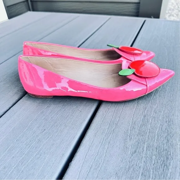 Kate Spade Neon Pink Patent Leather Apple Rare Pointed Toe Flats Vibrant Size 7