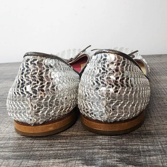 Kate Spade Silver Sequin Ballet Flats Size 7 Avant Garde Luxury Designer Comfort