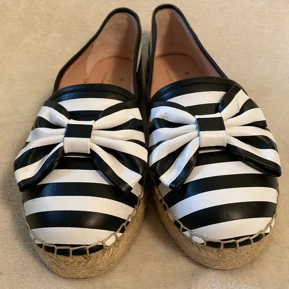 Kate Spade Women’s Closed Toe Slip on Flat Shoes Espadrilles size 6.5 Stripe Bow