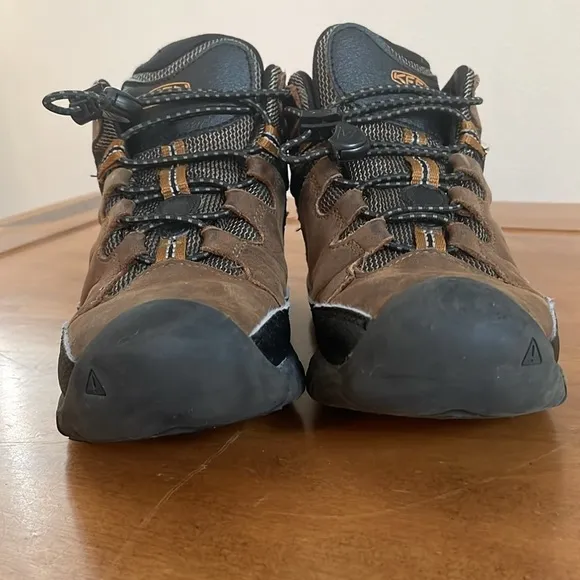 KEEN Dry Targhee Mid Waterproof Hiking Boots Youth Sz 1 Brown Leather