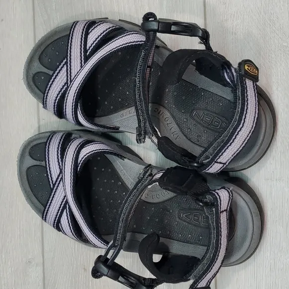 Keen Womens Outdoor Hiking Hook&amp;loop Sandals Flats Comfort shoes sz 5